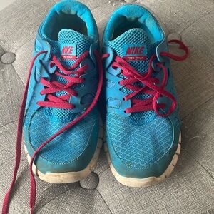 Nike Free Run 2 W6.5